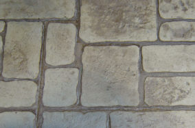 cobblestone-concrete-finish